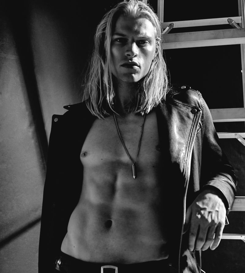 Tony, 31 profile.years_old — Шымкент