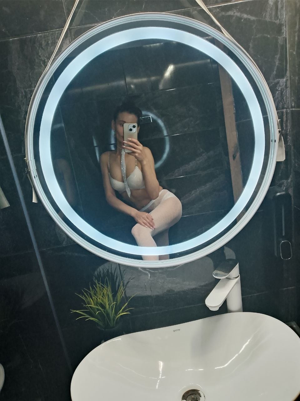 VIP анкета: Аяулым в Шымкент