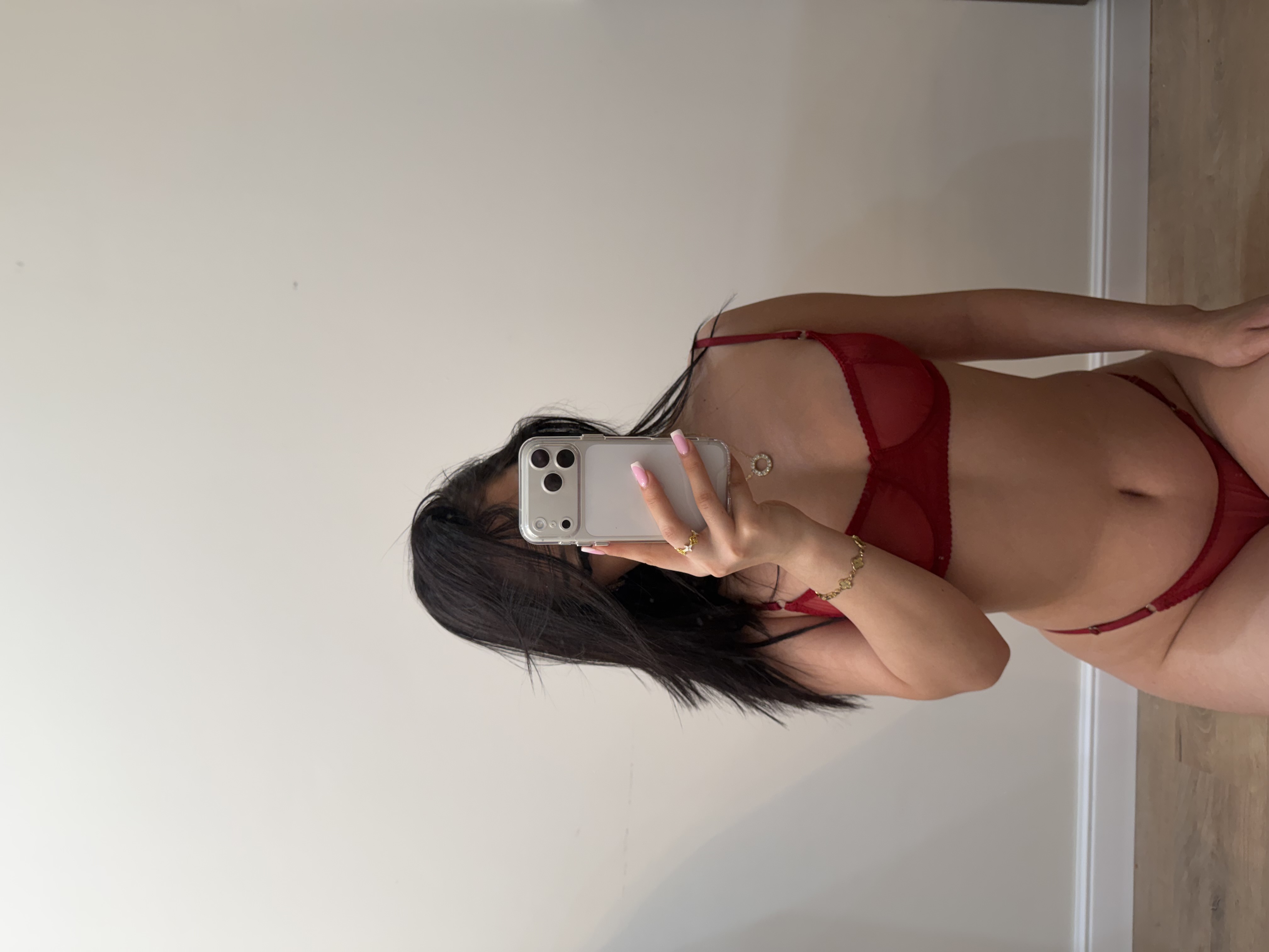 Luiza, 20 profile.years_old — Алматы