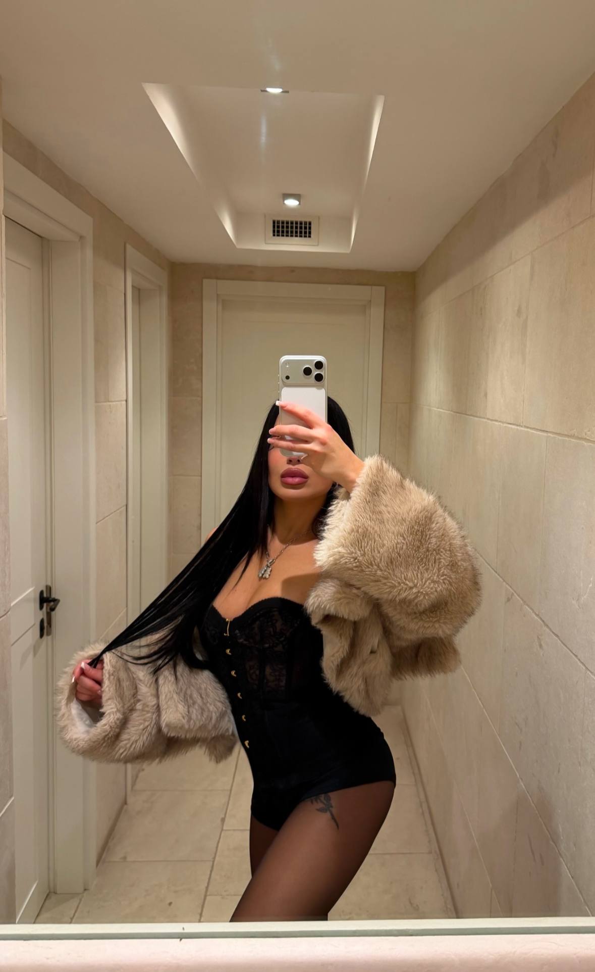 WhatsApp, 20 profile.years_old — Актау