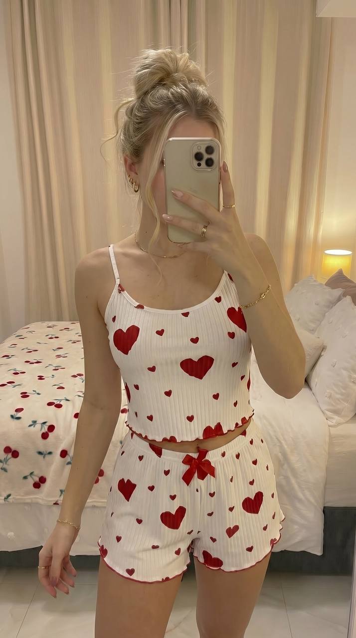 Айя, 23 catalog.years_old — Актау